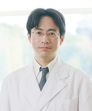 前川先生写真 ＨＰ用.jpg