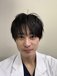 医員　林　大輔