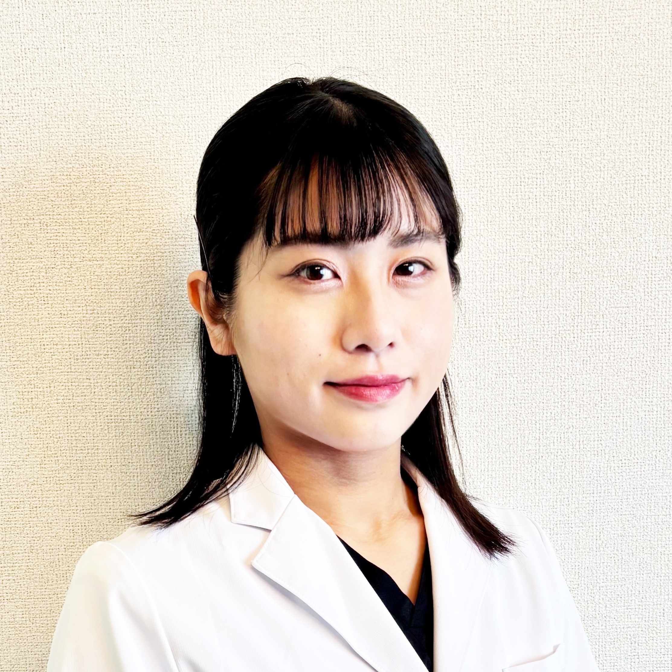 榎 日奈子.jpg