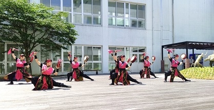 20240801 沖縄エイサーＨＰ用３ 整え.jpg