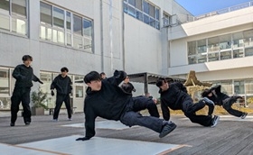 20260311　中庭ダンスイベント　1Breakin'　ＨＰ用.jpg