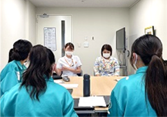 20250512　磐田城山中　病院見学2　ベテラン看護師長によるお話②.png