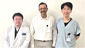 20250225　マレーシアからロボット支援手術見学セルバ先生と　（ＨＰ用）.jpg